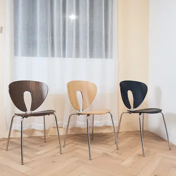 Обеденный стул Nordic Home для маленькой квартиры, современный минималистичный стул со спинкой в виде ракушки, ретро дизайнерский стул для плаща, легкая мебель 2023 года.