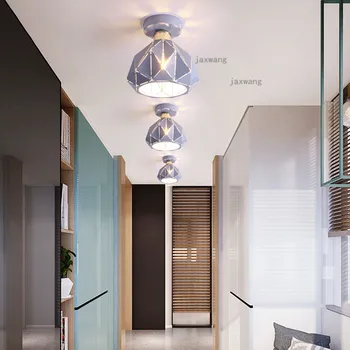 Потолочный светильник Nordic LED Macaron Освещает современную спальню Железным потолочным освещением Гостиную теплыми светильниками