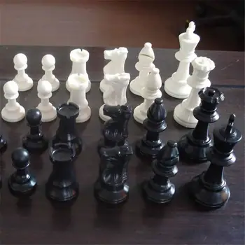 32 шт./компл. Черно-белые пластиковые средневековые шахматные фигуры 65/75/95 мм